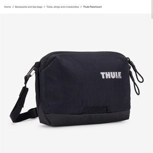 Thule Paramount Navy Messenger Bag